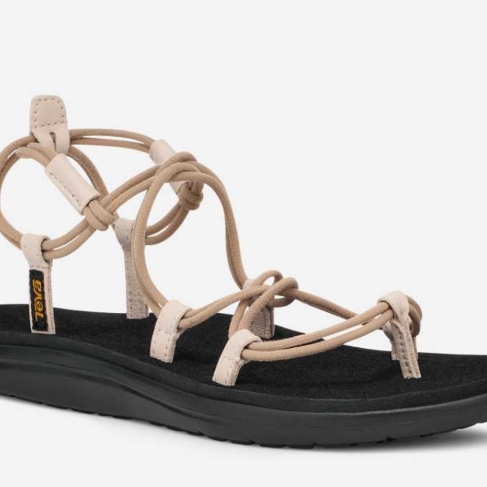 Teva Voya Infinity Tan and Black Strappy Sandals with Cushioned Sole